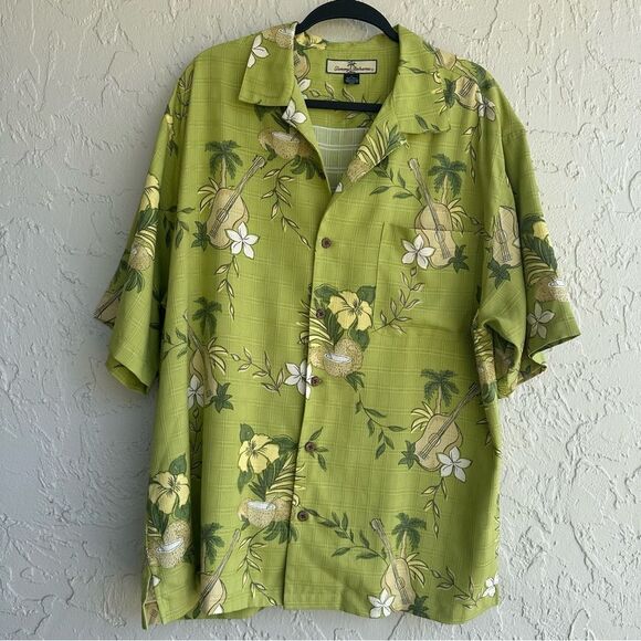 TOMMY BAHAMA Shirt Men Large Silk Hawaiian Floral Guitar Coconut Resort Camp - Picture 1 of 7